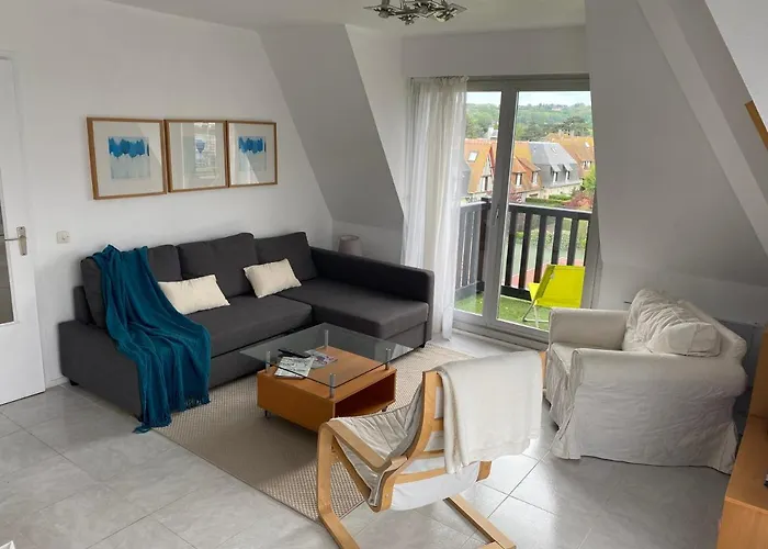 Picsine, Tennis Sevigne 300m