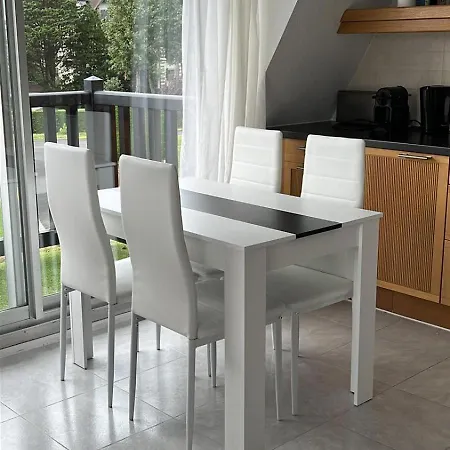 Picsine, Tennis Sevigne 300m Apartman *